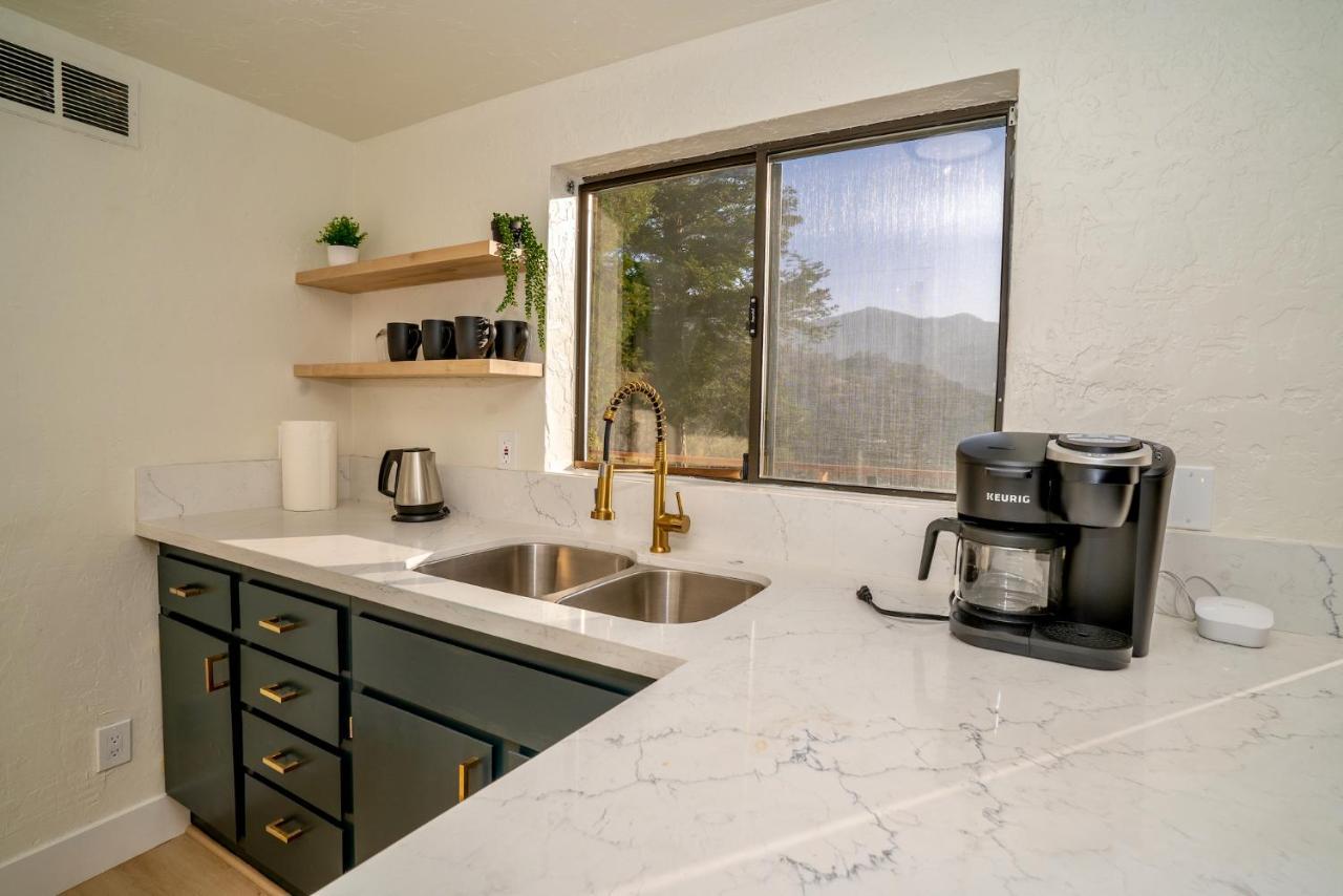Secluded Mtn Top Family Haven W/Views Spa & Arcade Three Rivers Exterior foto